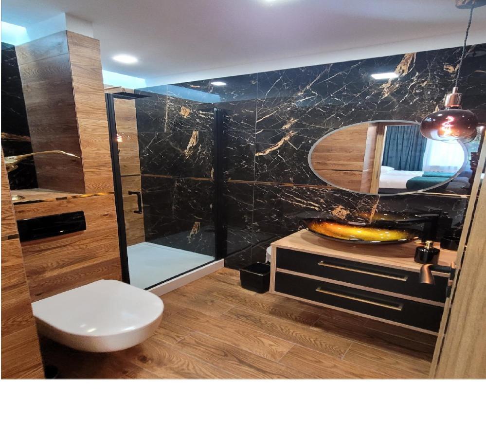 Good Day Apartment Centrum คาโตวีตเซ ภายนอก รูปภาพ