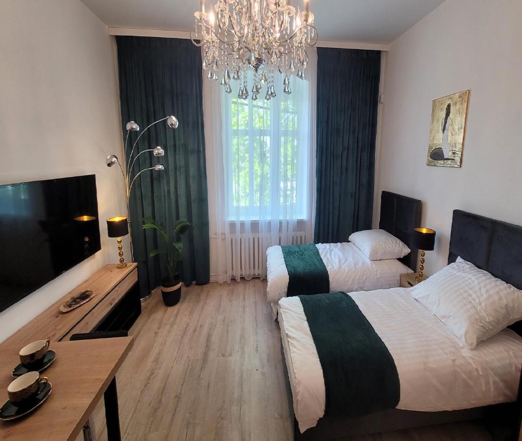 Good Day Apartment Centrum คาโตวีตเซ ภายนอก รูปภาพ